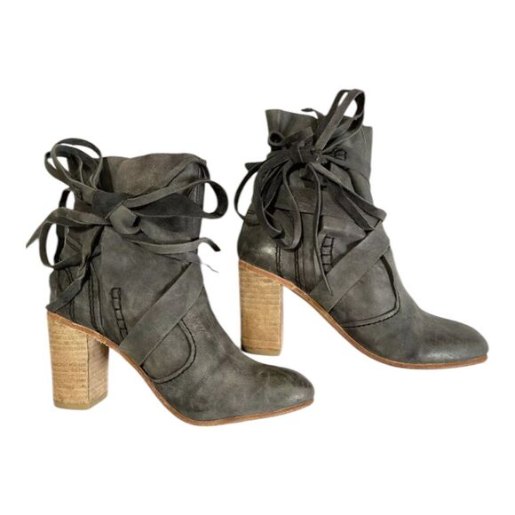Free People Seven Wonders Lace Up Bootie Ankle Boots Charcoal 39 EU US 8.5 - Picture 1 of 10